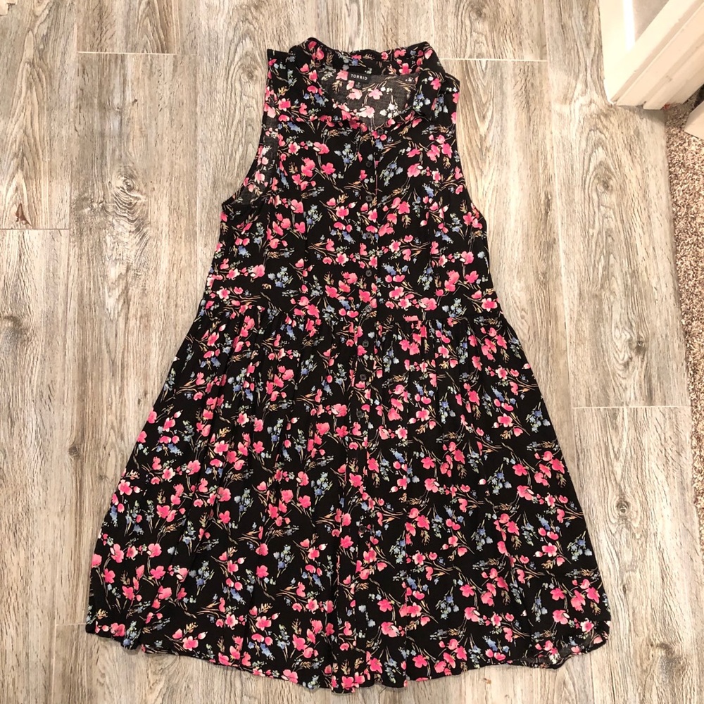 Torrid floral button-up* - Picture 3 of 4